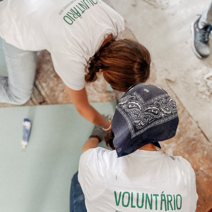 SOCIAL